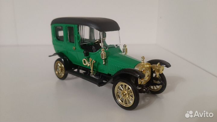 Руссобалт лимузин / 1:43