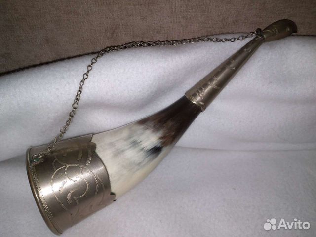 Красивый сувенирный рог Винтаж СССР