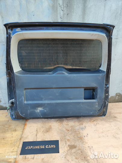 Дверь багажника Suzuki Escudo