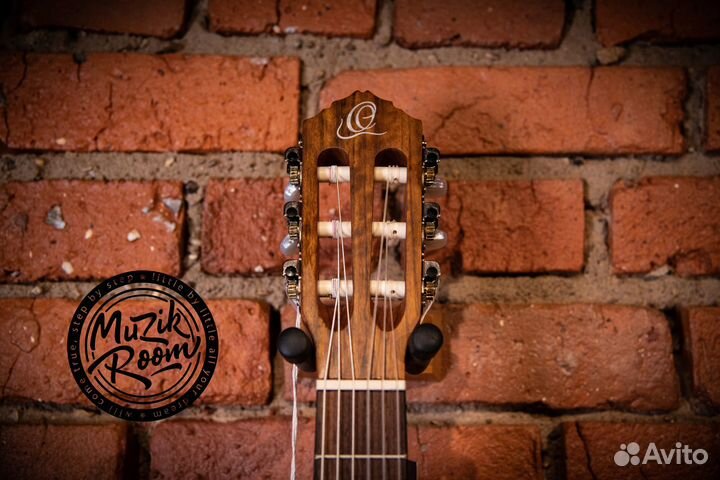 Классическая гитара с чехлом 1/2 Ortega R121-1/2