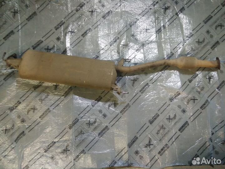 Глушитель средняя часть Toyota Rav4 40 XA40 2.0