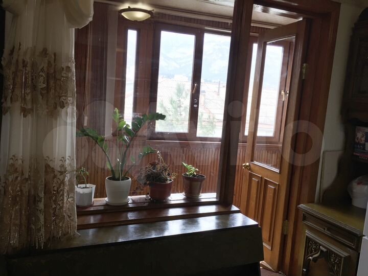 2-к. квартира, 58 м², 3/9 эт.