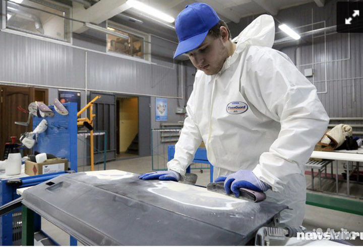 Подготовщик автомобилей к покраске