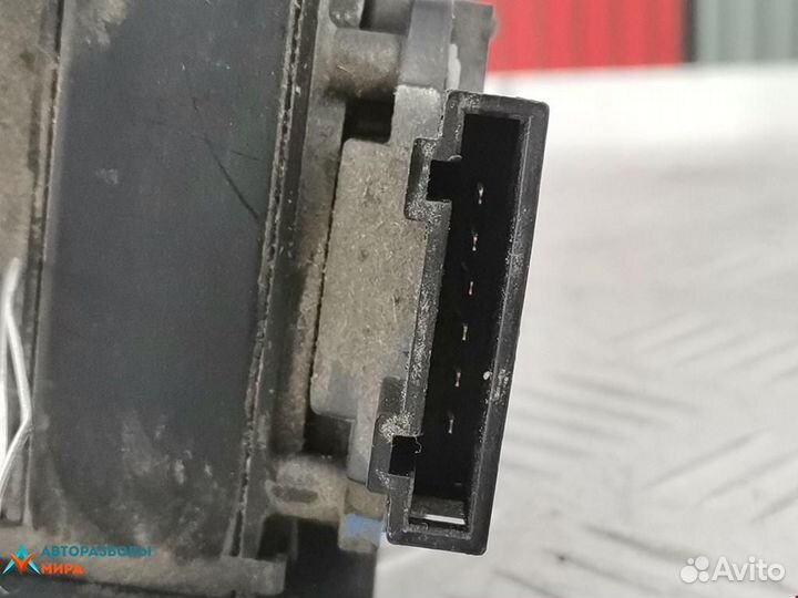 Педаль Volkswagen Polo 3 2001 6Q1721503L