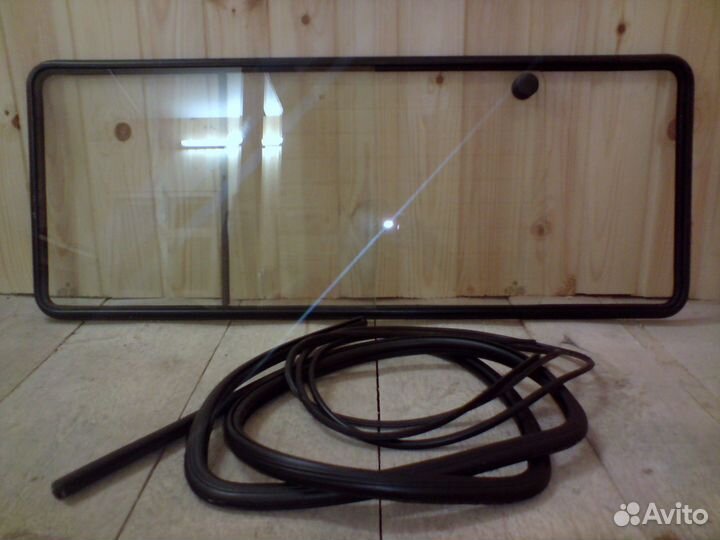 Форточка сдвижная VAG 701847601 VW T-4 Transporter