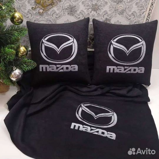 Плед и подушка