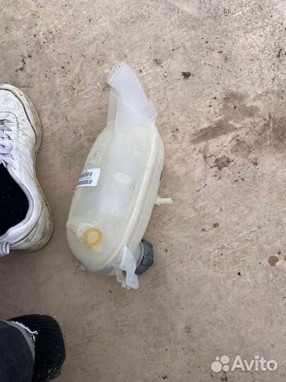 Расширительный бачок LADA X-Ray