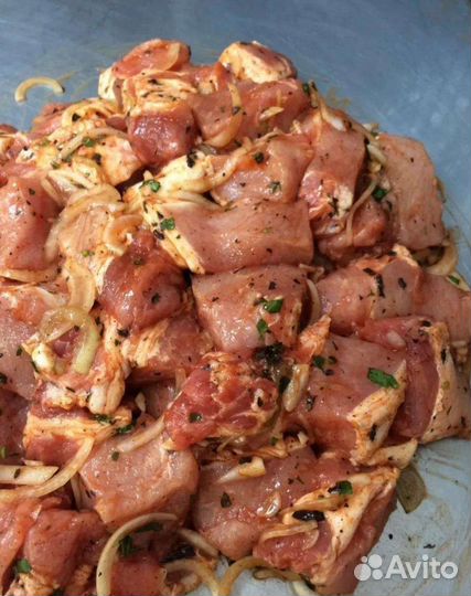 Маринованное мясо(шашлык ) на корм для животных