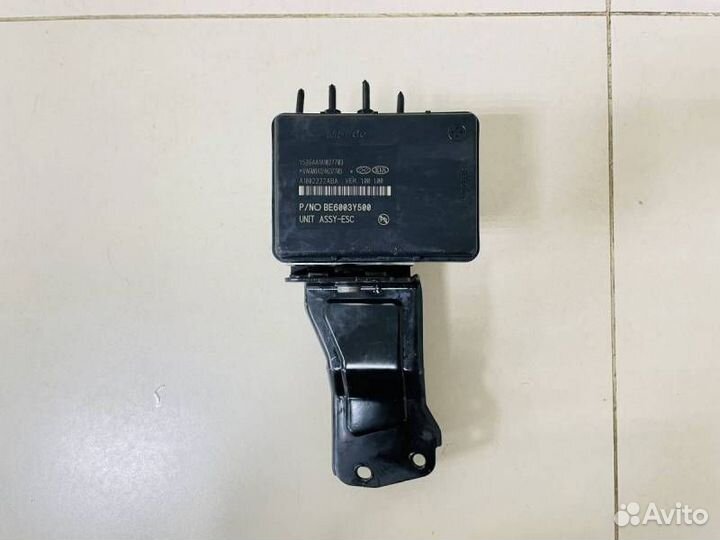 Блок управления тормозами/насос ABS Kia Rio