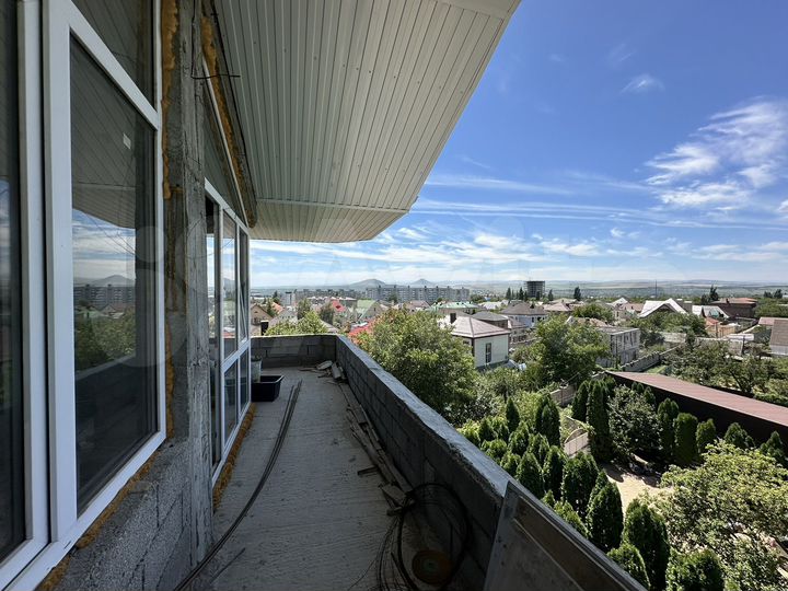 Гостиница, 890 м²