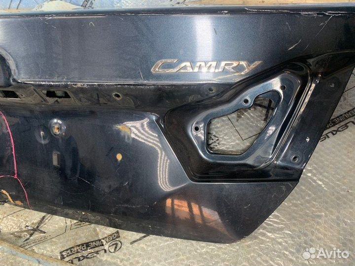 Крышка багажника Toyota Camry XV50 2011