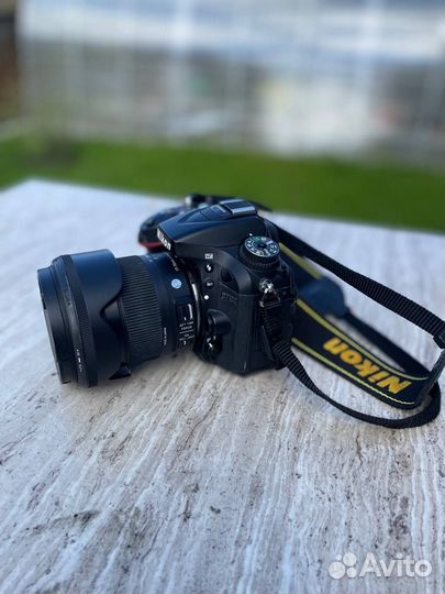 Зеркальный фотоаппарат Nikon D7100