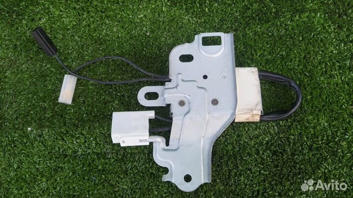 Усилитель антенны Toyota Estima GSR50 2GR-FE 2007