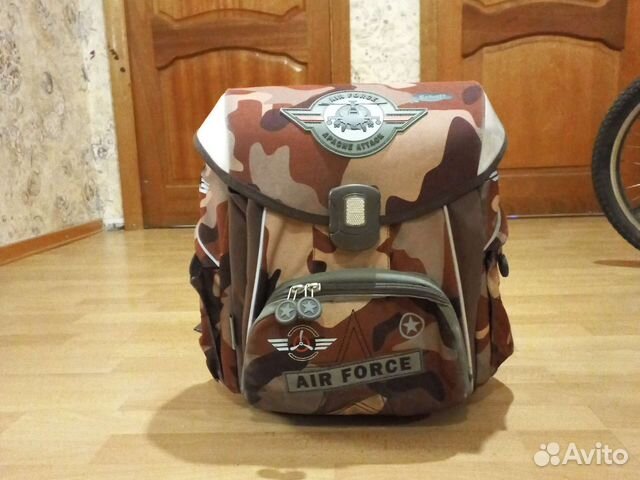 Рюкзак(ранец,портфель) школьный