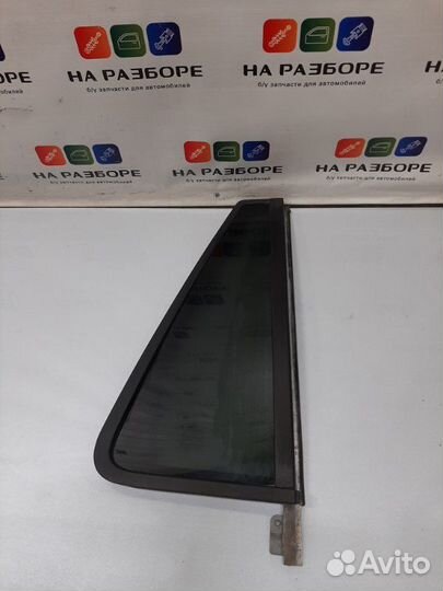 Форточка двери задняя правая Land Rover Freelander