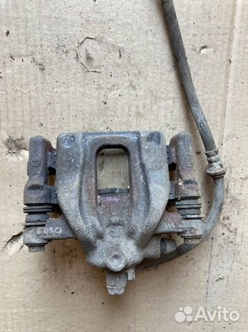 Суппорт задний L Honda CR-V 2008