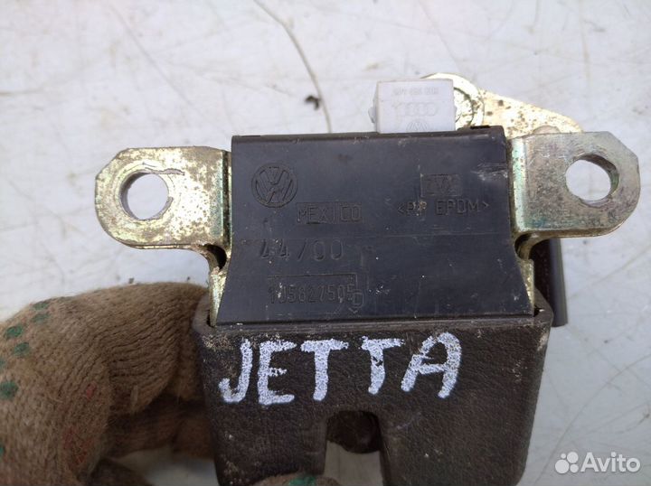 Замок багажника Фольксваген Бора Джетта