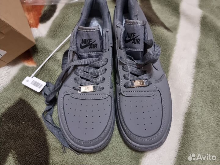 Кроссовки nike