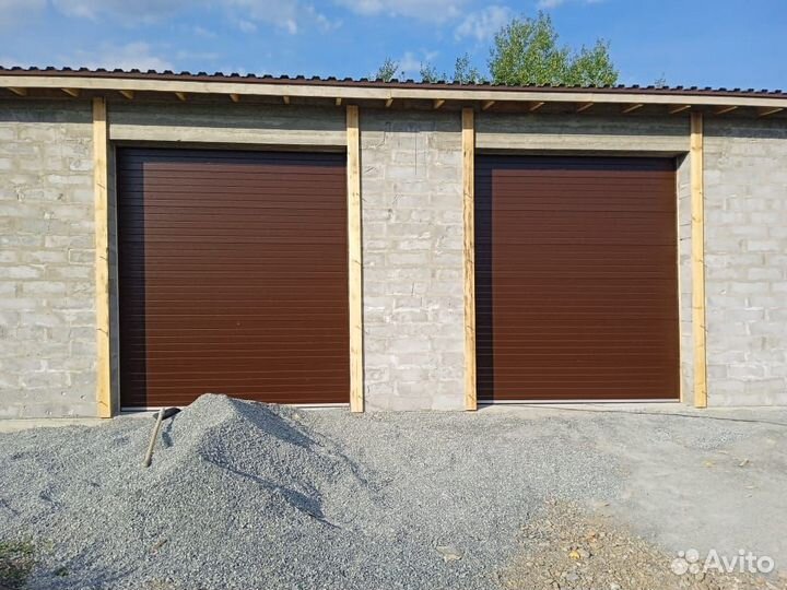 Ворота подъемные под потолок