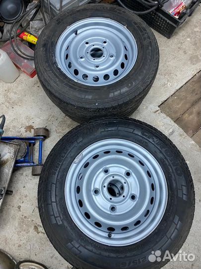 Колесо на ford transit r15