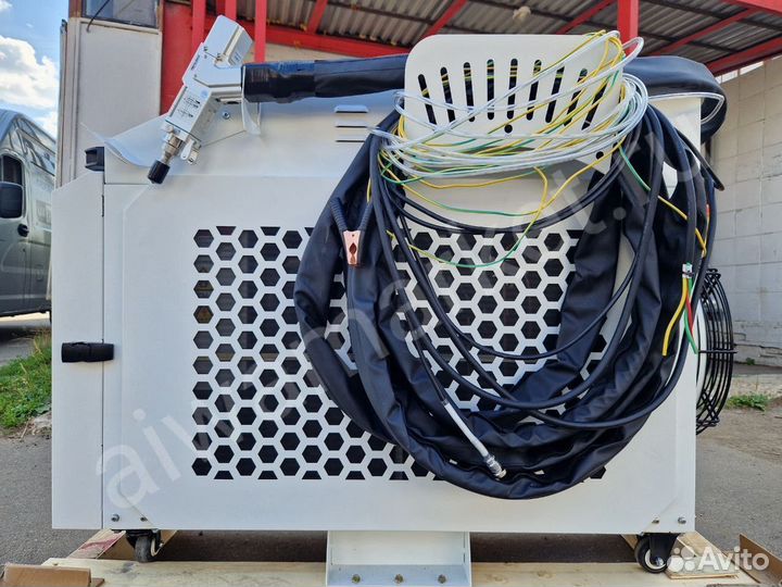 Ручная лазерная сварка 3в12