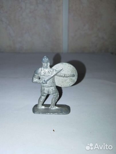 Оловянные богатырь СССР