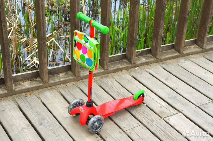 Самокат Mini Micro Limpopo Красный LED