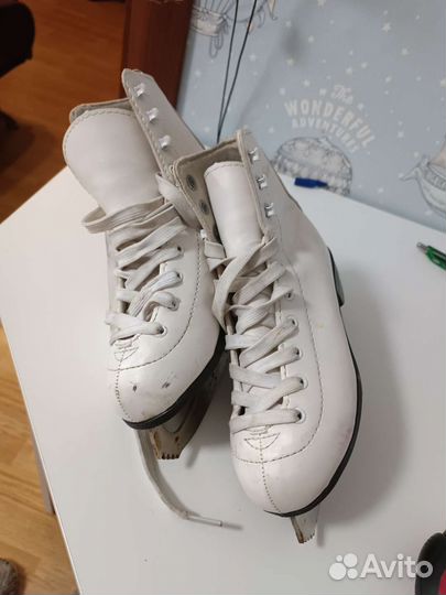 Коньки фигурные 33 размер