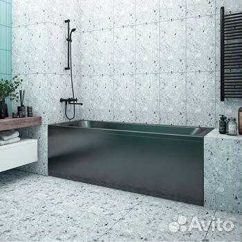 Ванна акриловая 'Strict black' 1500х700 с каркасом