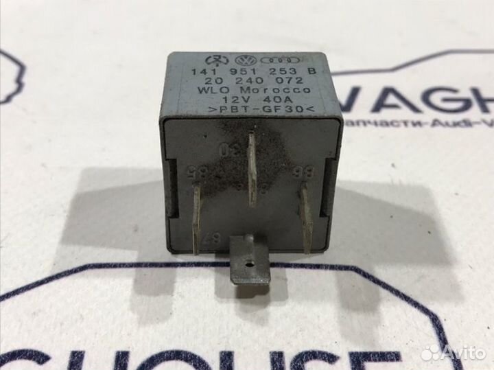 Реле вентилятора Audi