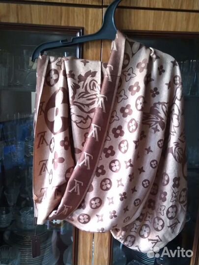 Палантин новый Louis Vuitton