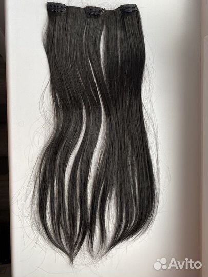 Волосы на заколках