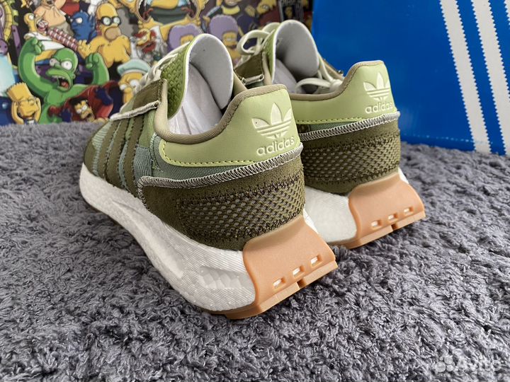 Кроссовки adidas retropy e5
