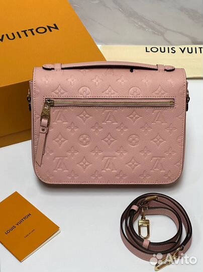 Сумка Louis Vuitton M44018