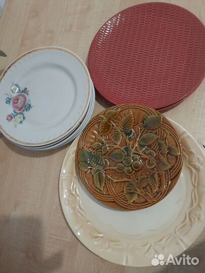 Блюда, тарелки, сухарница