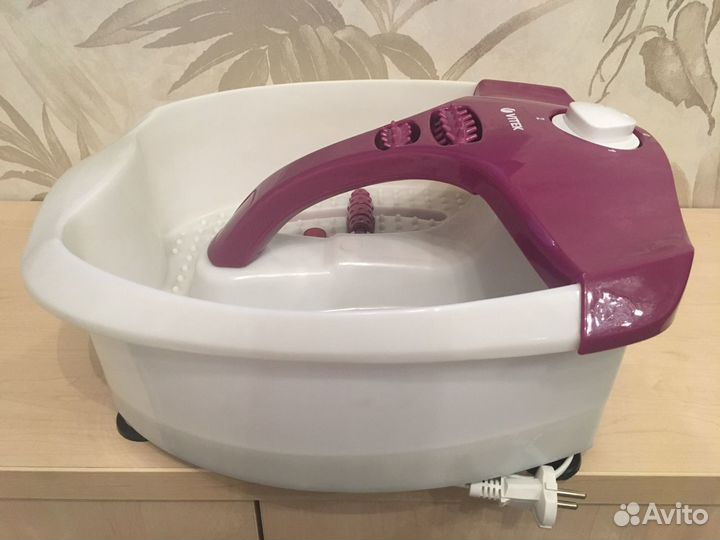 Гидромассажная ванночка для ног Vitek VT-1799 VT