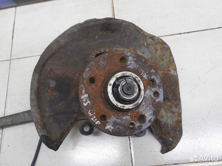 Кулак поворотный передний левый W210 E-Klasse 1995