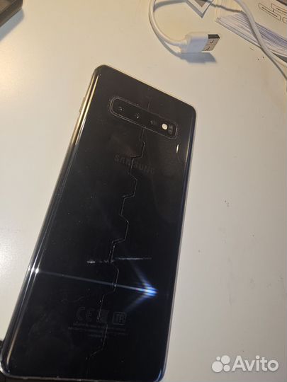 Samsung Galaxy S10+, 8/128 ГБ