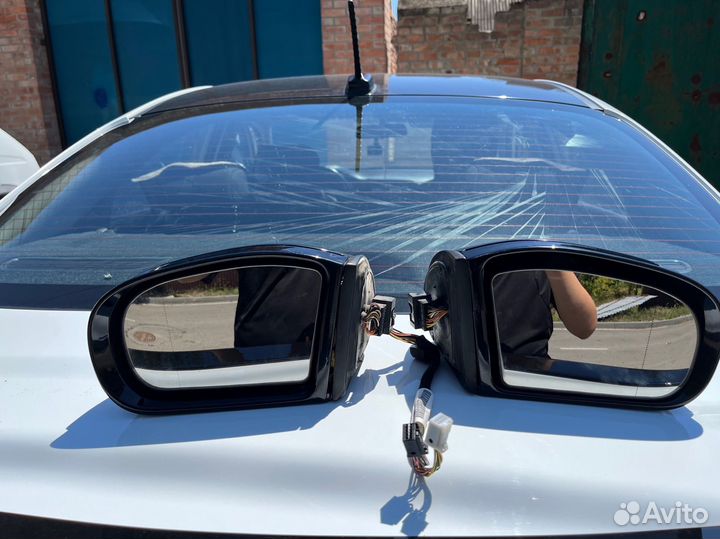 Зеркала заднего вида на Mercedes