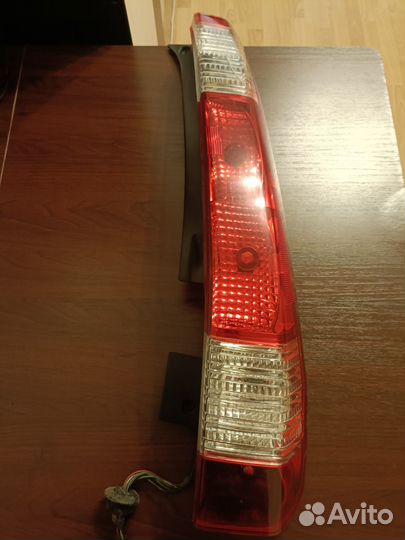 Фонарь задний Honda CR-V 2 рест (2004-2006)