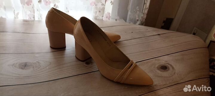 Туфли женские 39 размер