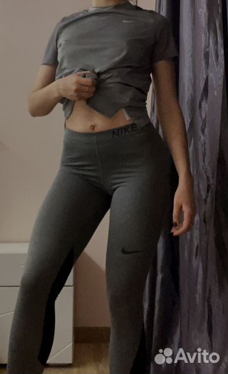 Одежда для спорта женская