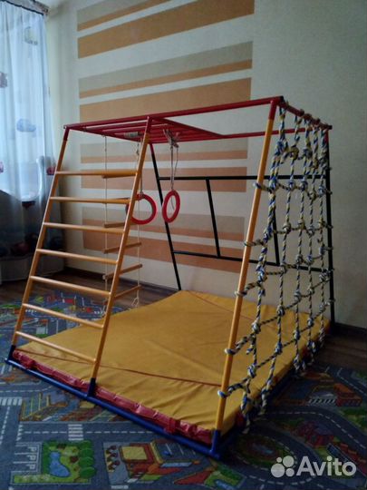 Спортивный детский комплекс 