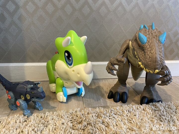 Динозавры игрушки