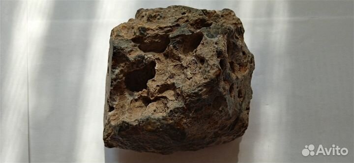 Метеорит лунный