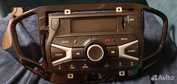 Продаю магнитолу