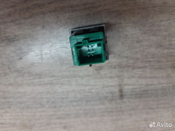 Кнопка сигнализации Citroen C4 I (2004—2014)