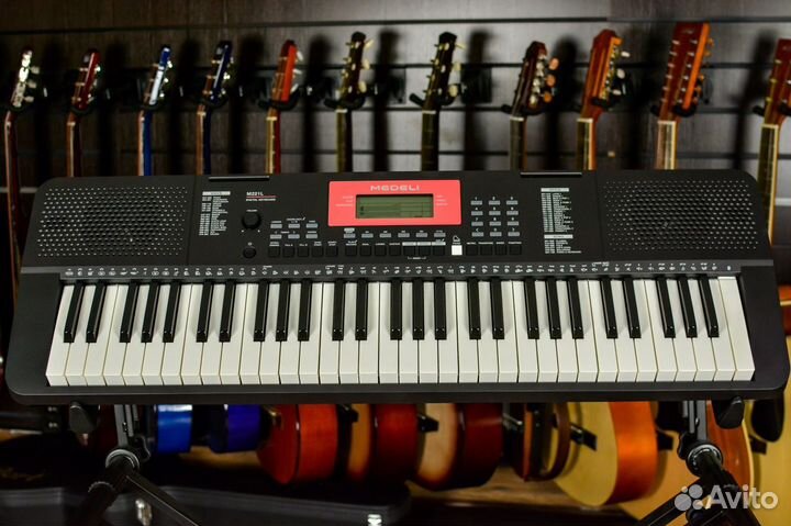 Синтезатор Medeli + Аксессуары