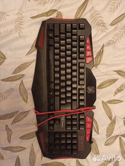 Клавиатура Qumo USB и клавиатура Compaq PS/2