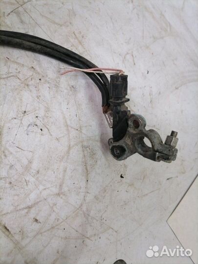 Проводка аккумуляторной батареи (плюсовая клемма)